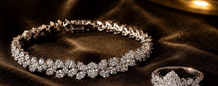 Diamond necklace